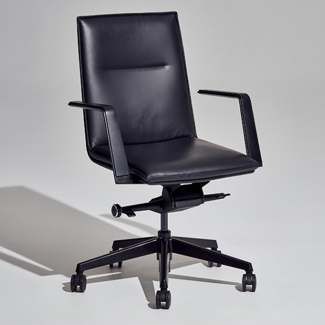 ZENITH Boradroom and Meeting Premium Quality Black Middle Back Chair