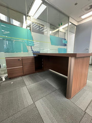 AUSTIN 1.8M Executive Desk L/R Return with Mobile Handset Charger